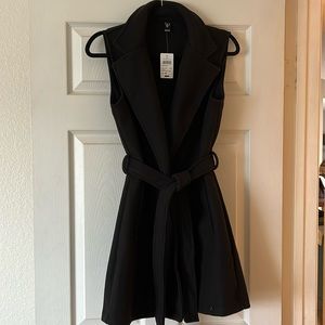 Windsor long black sleeveless coat. NWT